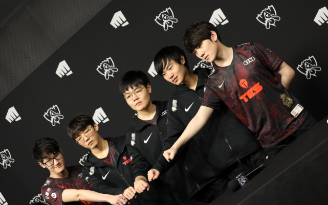 牙买一瓶 牙买一瓶