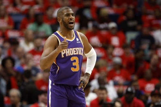 队长捧起奖 队长捧起奖