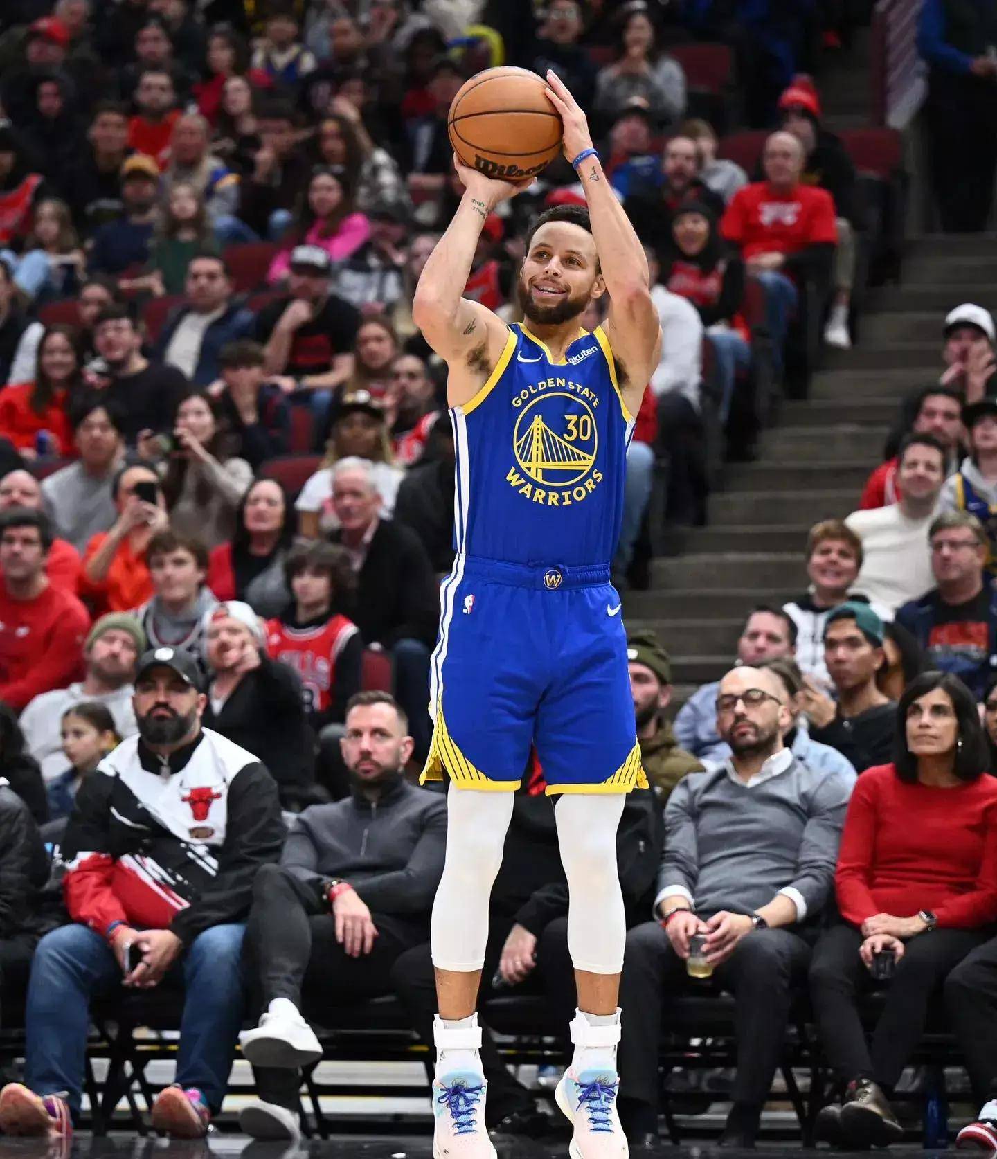 化中塑造了 化中塑造了