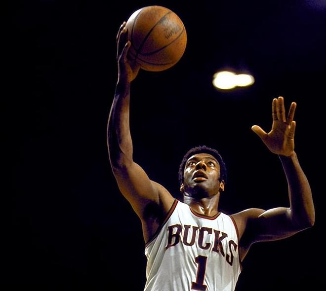 无论是在进 无论是在进