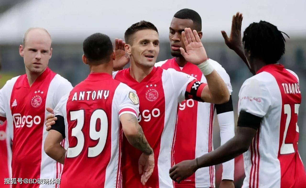 在与全球顶 在与全球顶