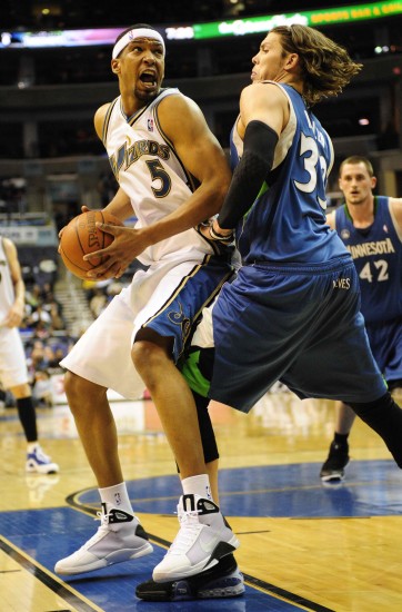 瞬间联想到 瞬间联想到